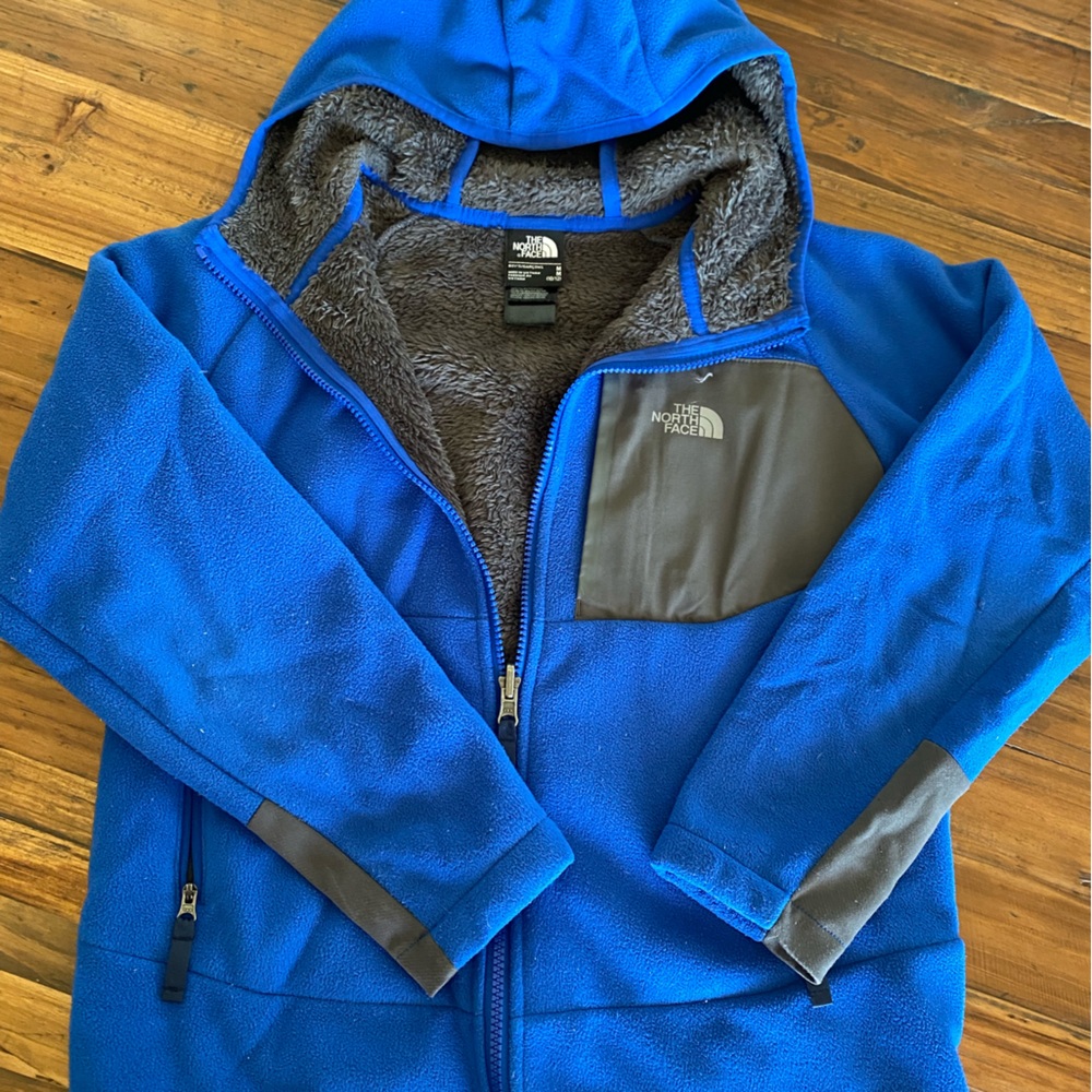 Boys Medium 10-12 North Face fleece jacket